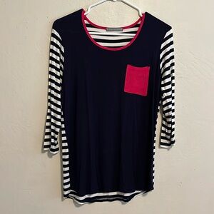 Loveappella 3/4 sleeve top